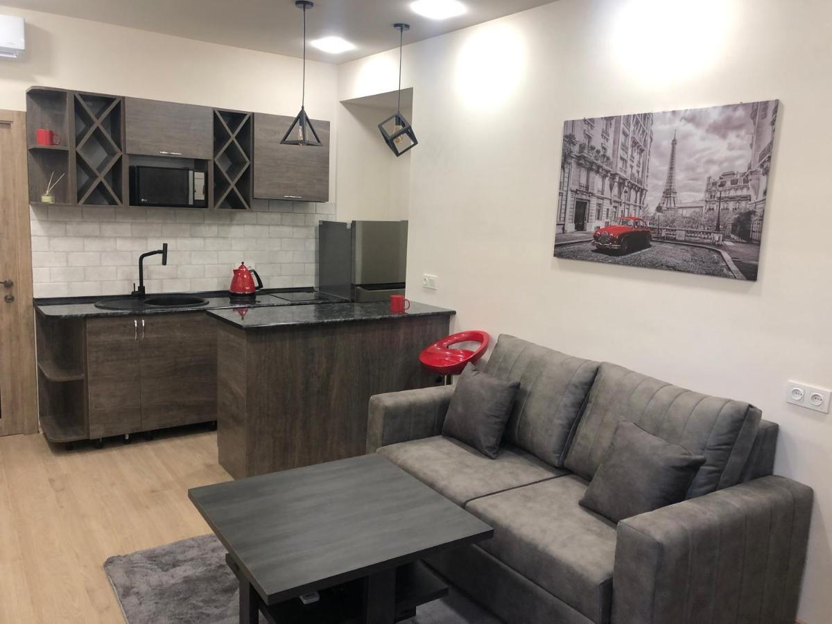 Karen Garden Inn Yerevan Bagian luar foto