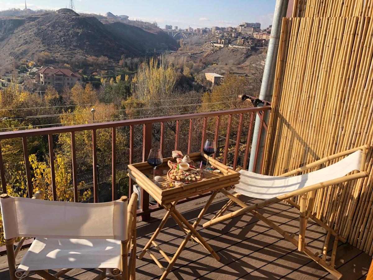 Karen Garden Inn Yerevan Bagian luar foto